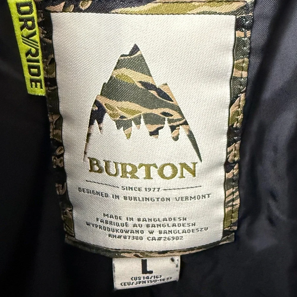 Burton cargo snow